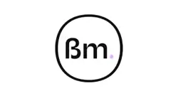 Logotipo de Maka estudio con el texto BM y un círculo